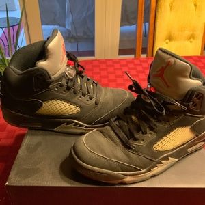 Air Jordan 5 Metallic 2016 size 9, do not have original box